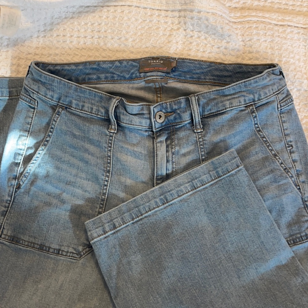 Wide Leg Torrid Crop Jeans